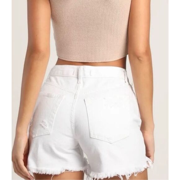 NWT Free People NWT Maggie Mid-Rise denim distressed short, size 28, $70 F26 - Picture 2 of 7